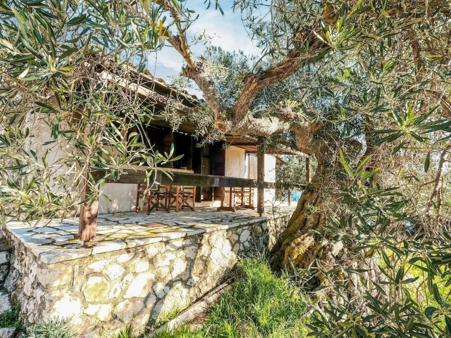 Quaint Holiday Home in Volimes Near Navagio Beach