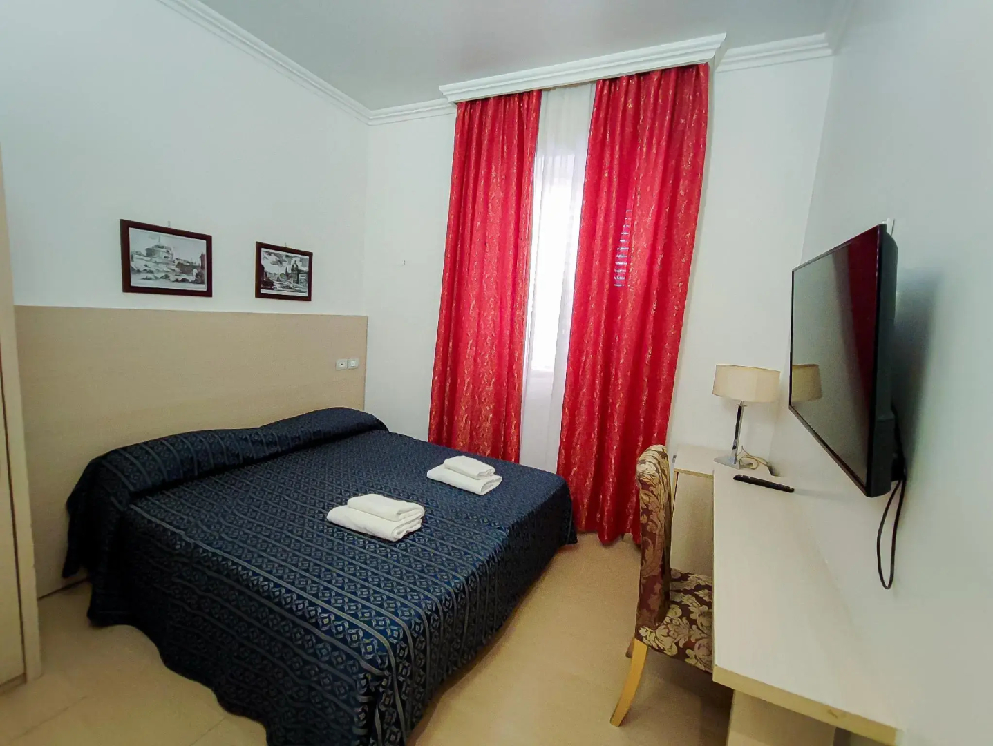 Booking House Roma