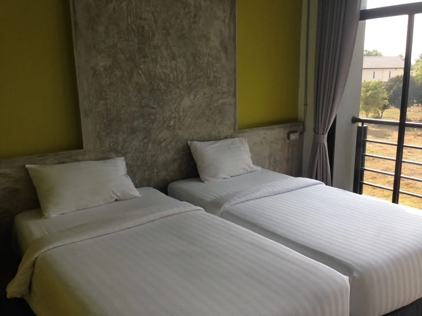 Pornsiri Hotel Sisaket
