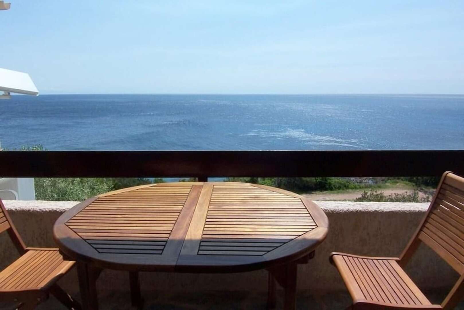 YVETTE MINI-VILLA - FACING THE SEA Apartment 2