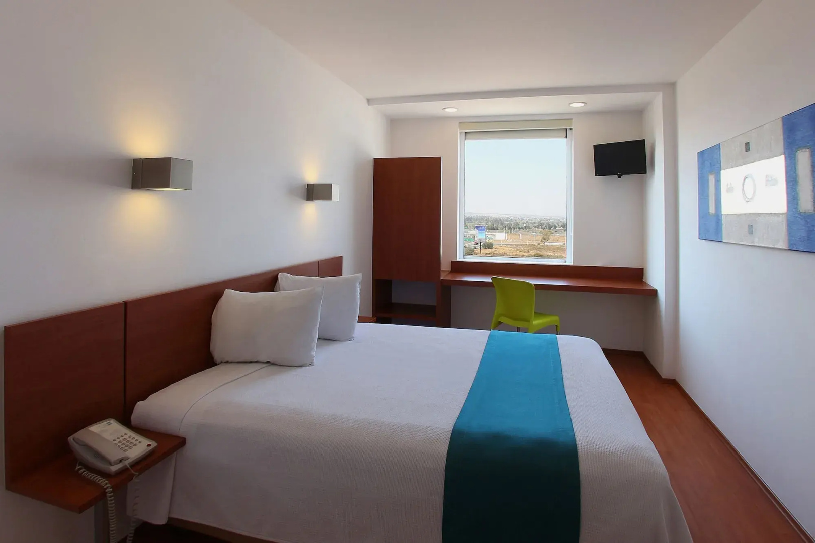One Querétaro Aeropuerto Hotel