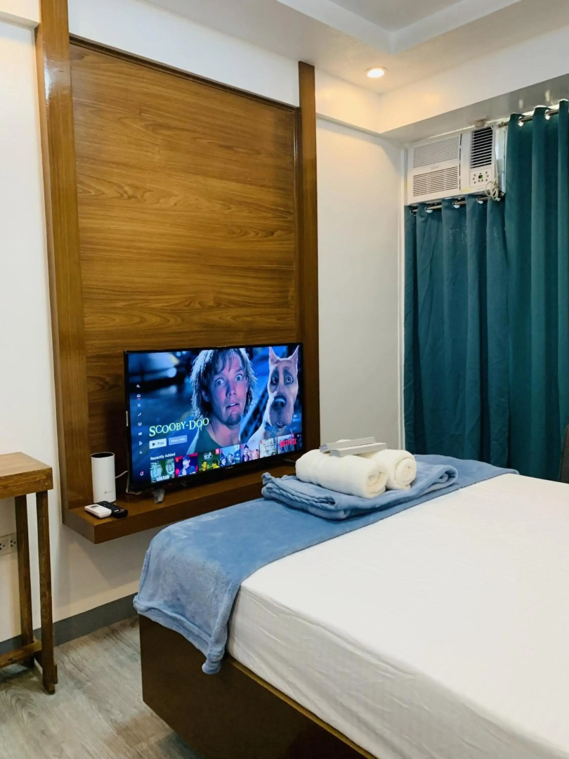 Cozy Unit at the heart of Balanga City