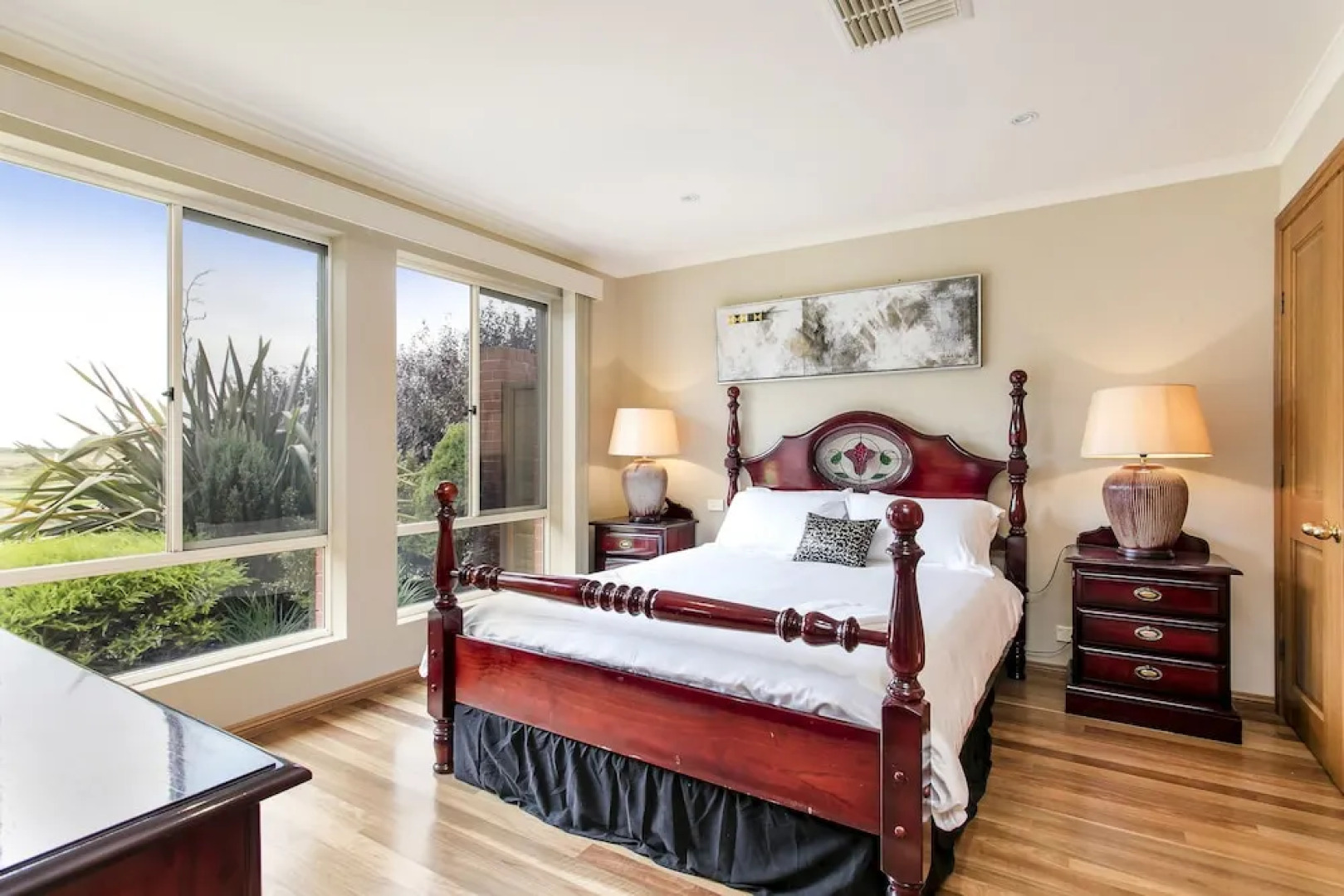 Windy's at Wellington