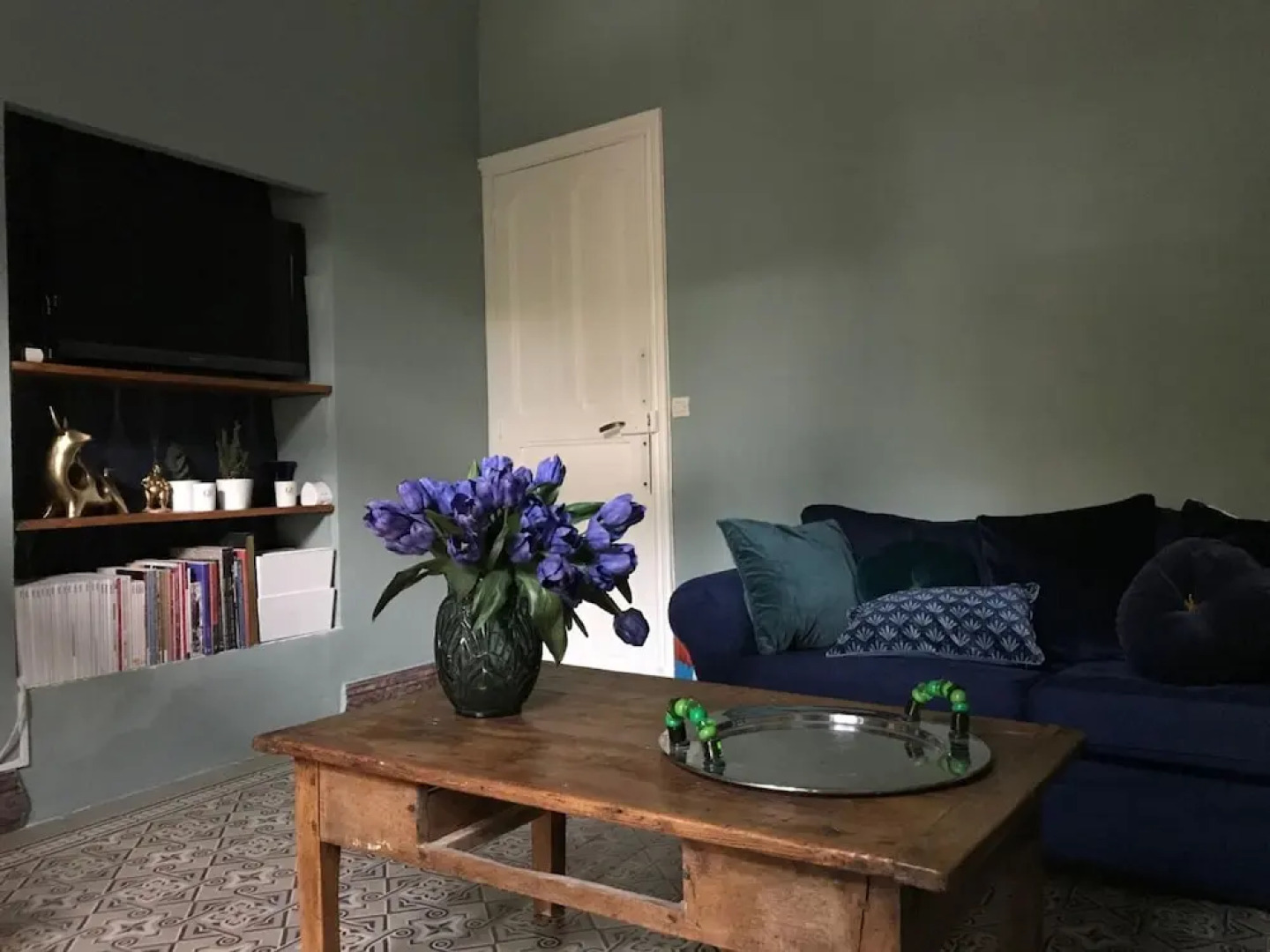 Serene Holiday Home in Domazan With Private Swimming Pool