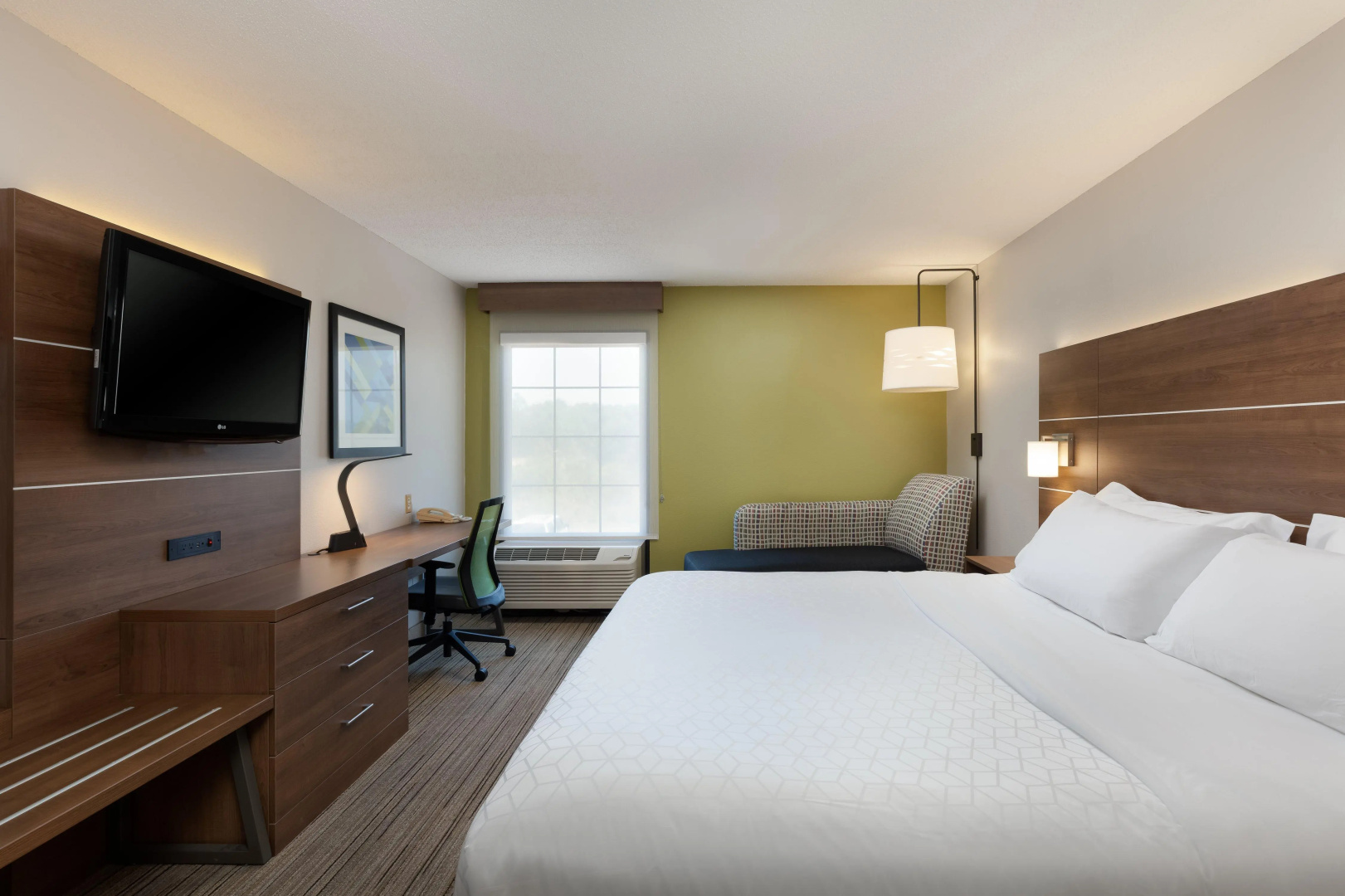 Holiday Inn Express & Suites Milton East I-10 by IHG