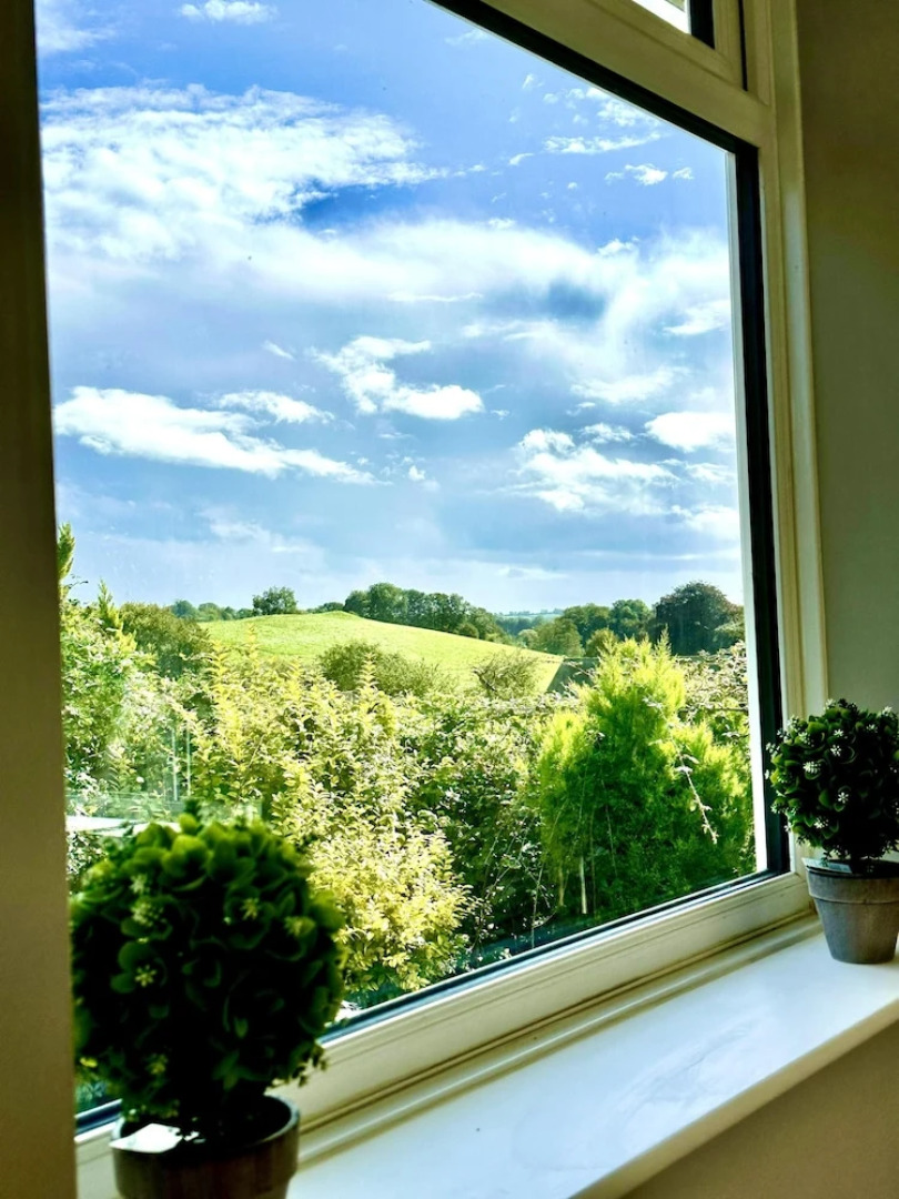 Renovated Cottage in Sherborne With Stunning Views