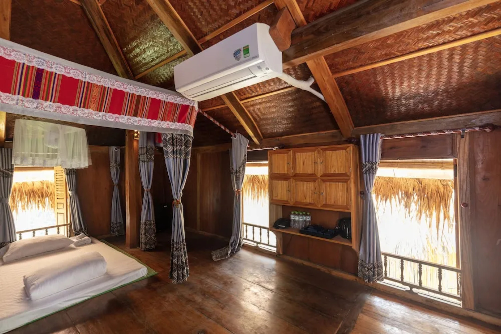 Ebino Pù Luông Resort