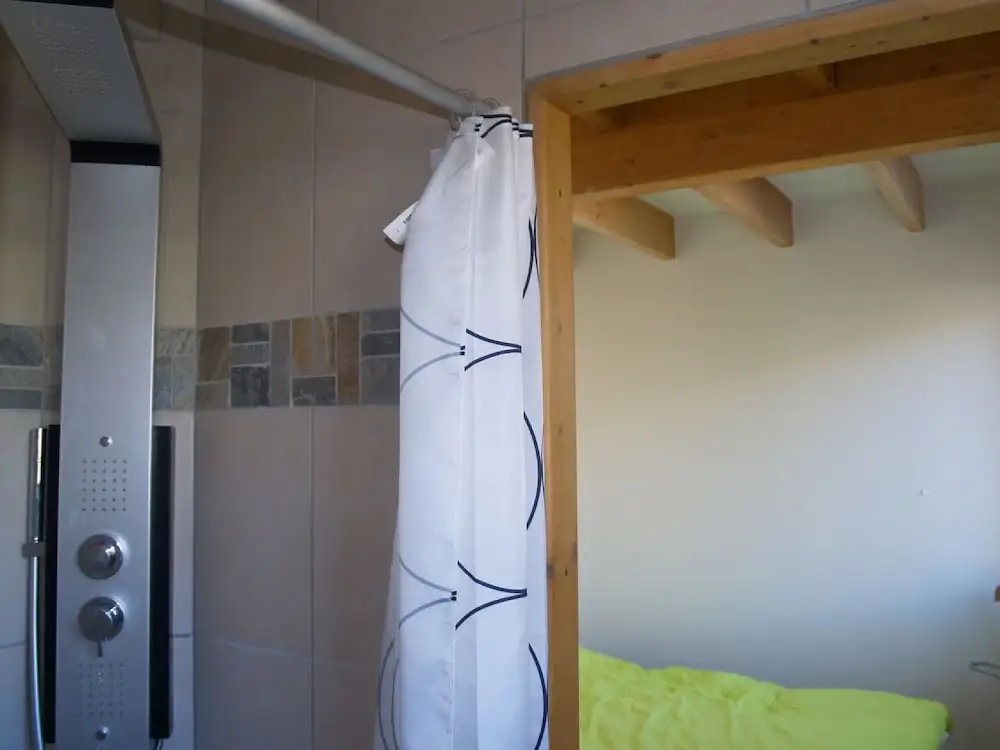 Quaint Chalet in Selonnet With Terrace