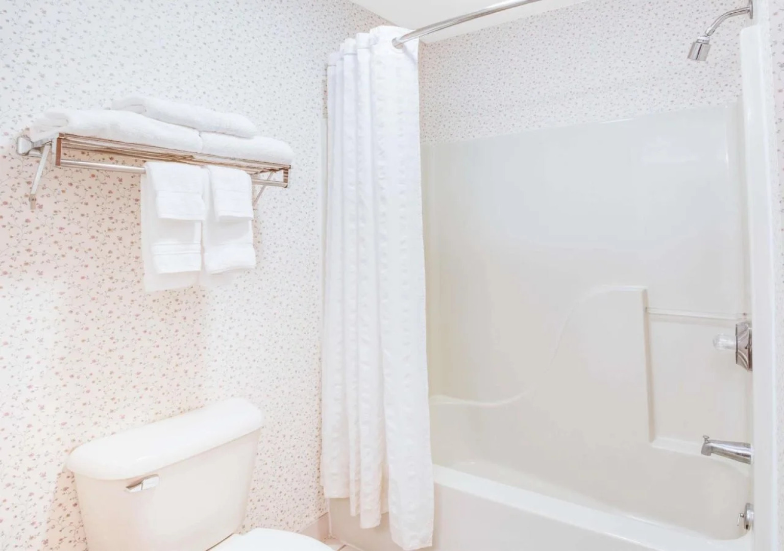 Baymont by Wyndham Waunakee