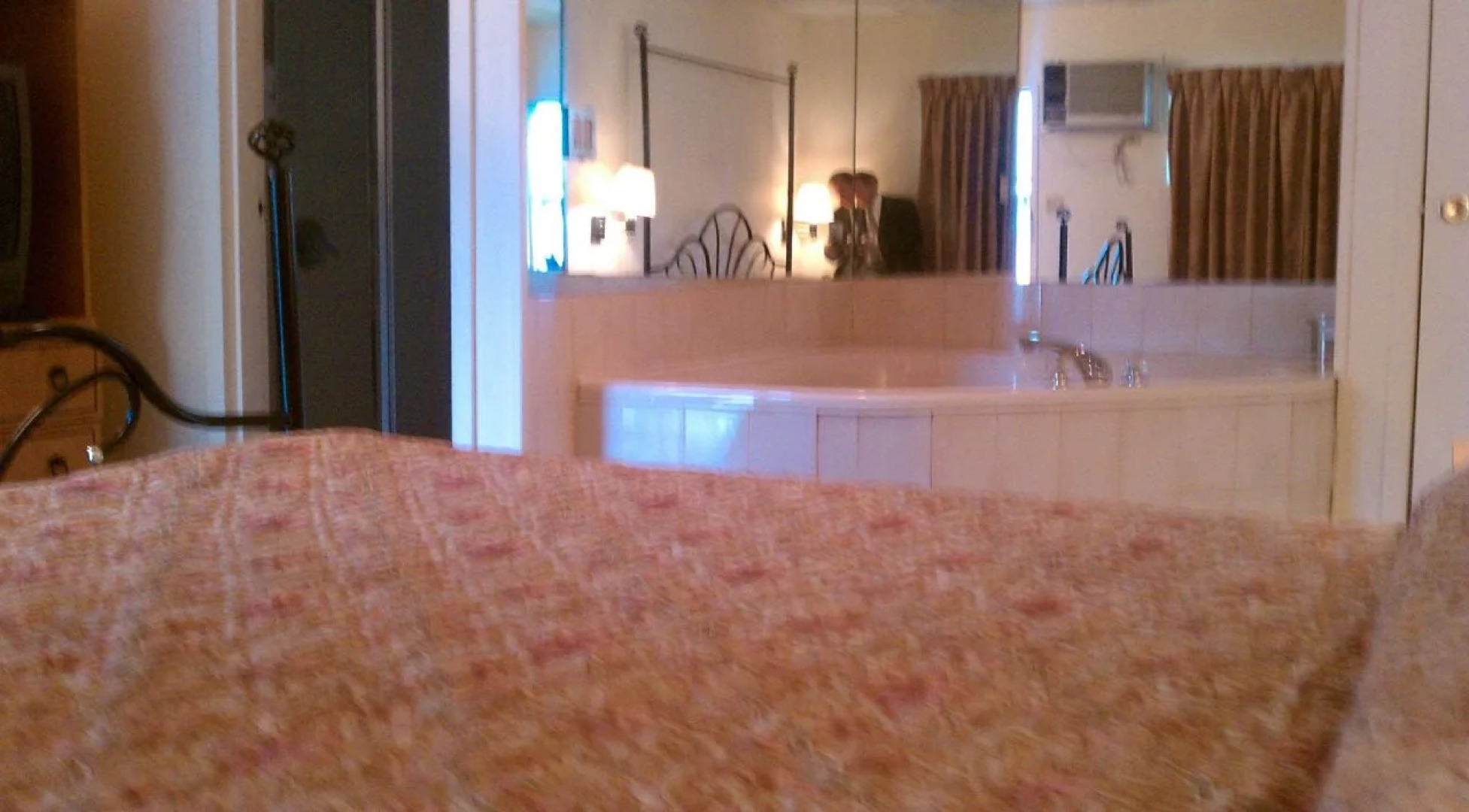 Americana Inn Farmingdale