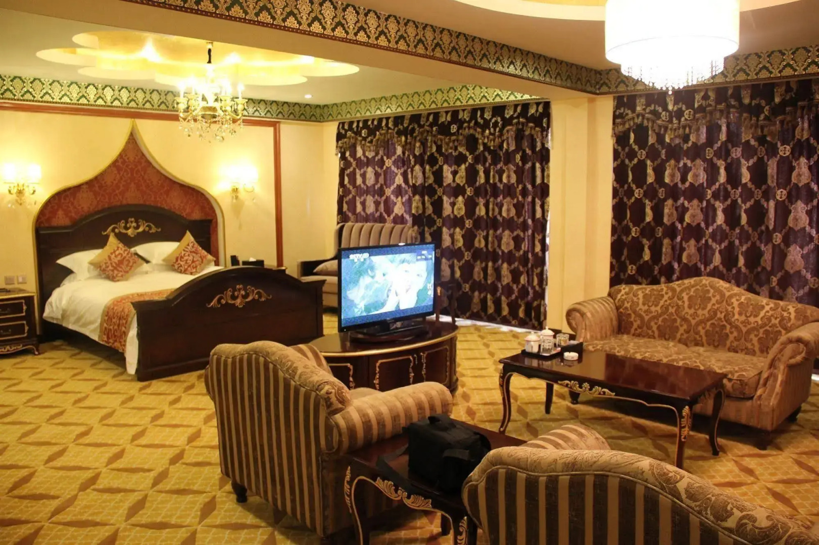 Tibet Taicheng Hotel