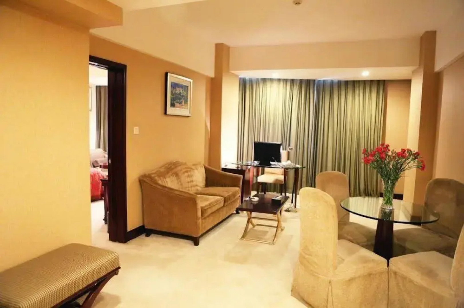 Huangshi Jinhua Hotel