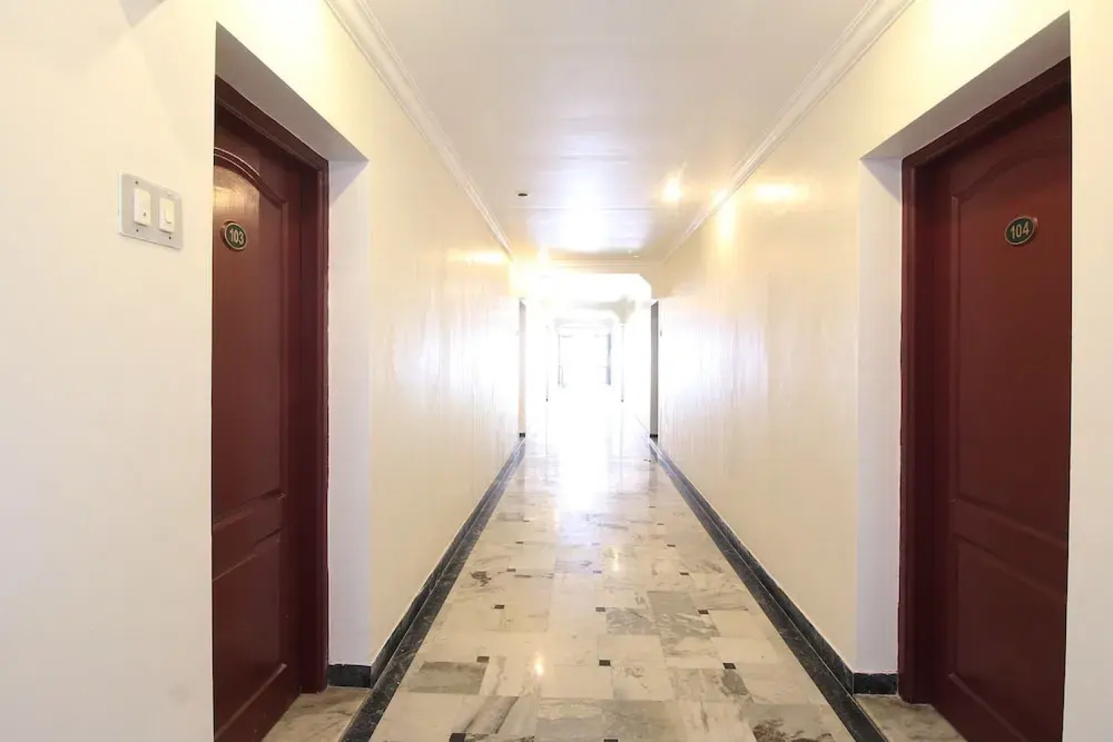 OYO 40499 Mahalakshmi Tower