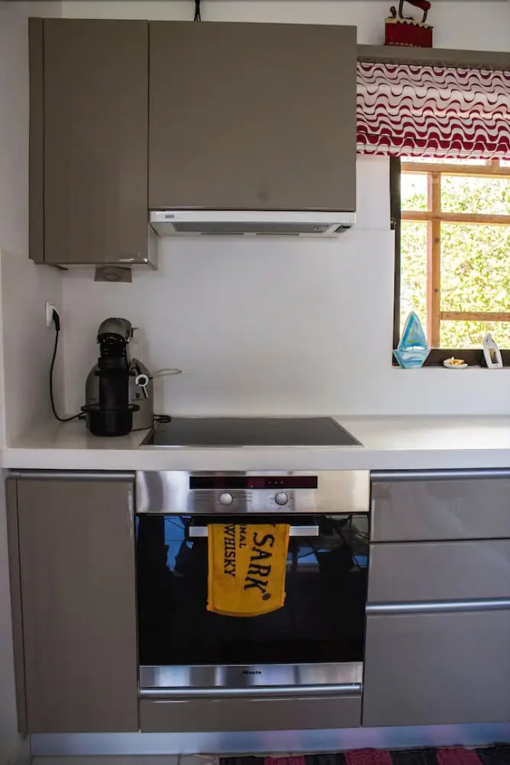 Modern Beach House Near Athens - Four Bedroom House, Sleeps 8