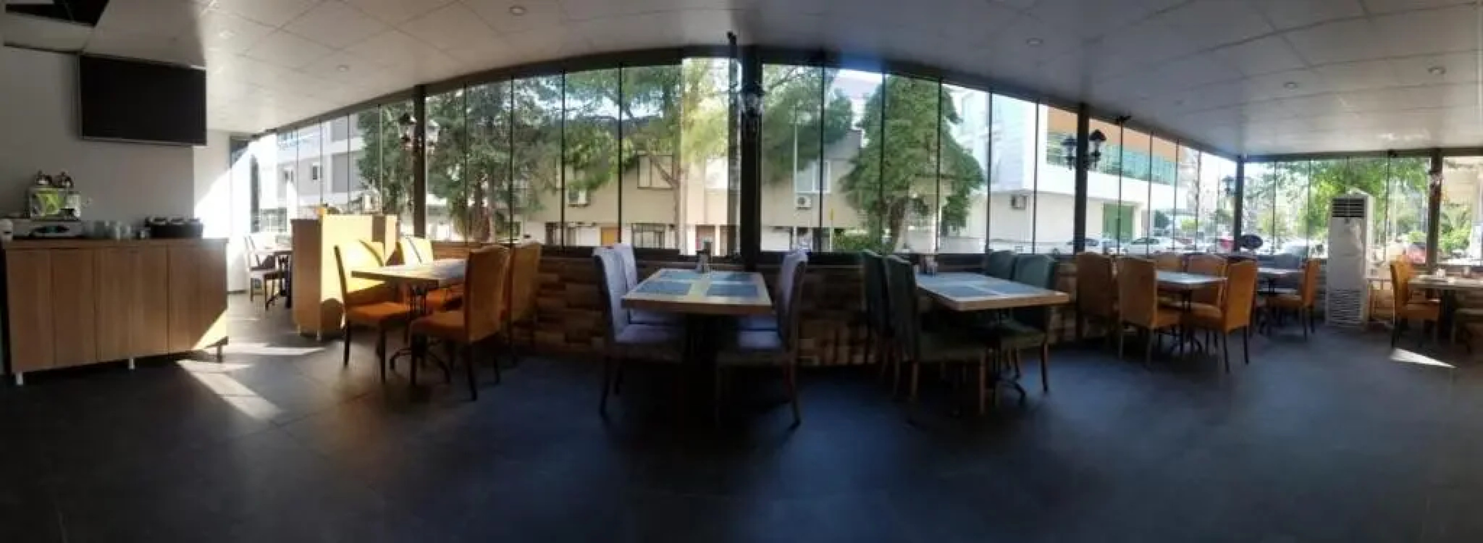 Golden Spark Apart Hotel