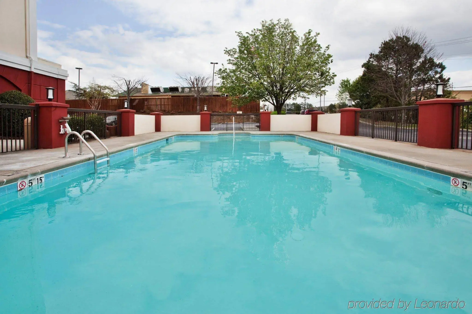 Holiday Inn Express Atlanta West - Theme Park Area by IHG