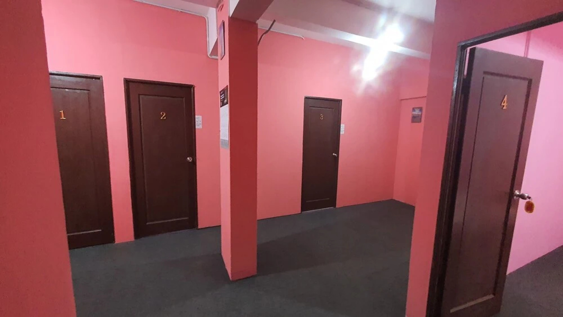 OYO 90798 Two Two Inn