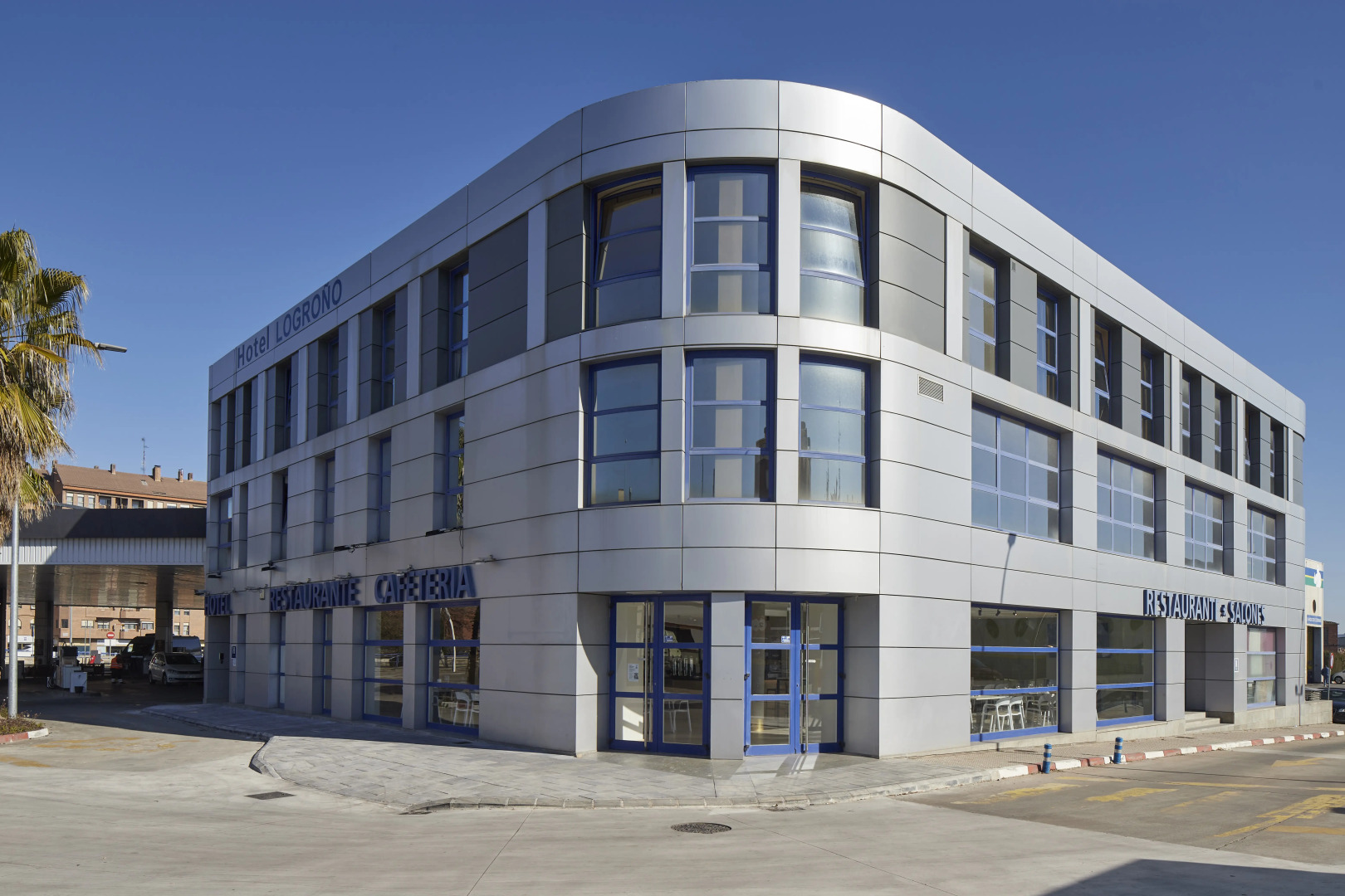 Iraipe Logroño Hotel