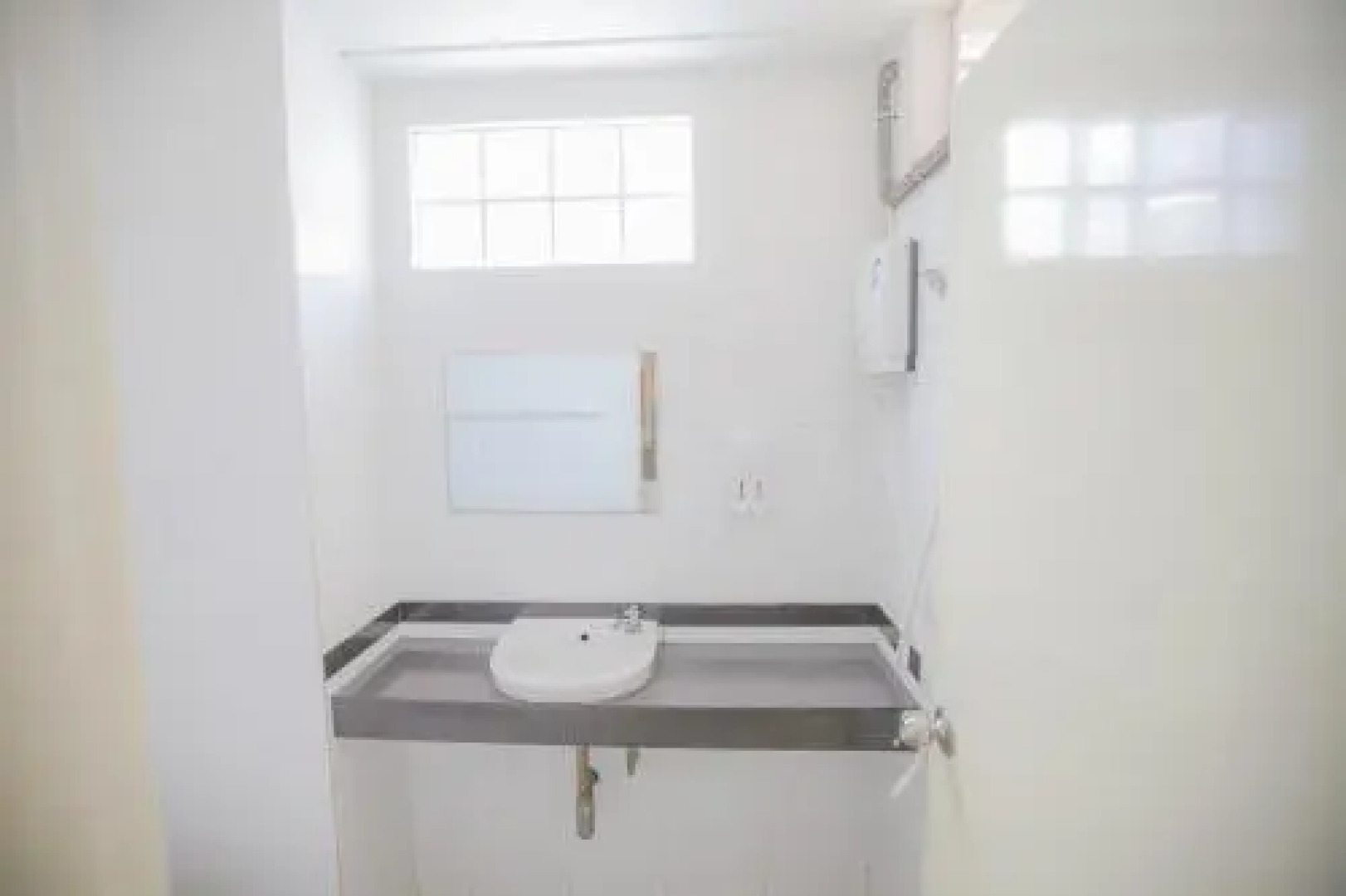 Grand Charoonrat Apartment