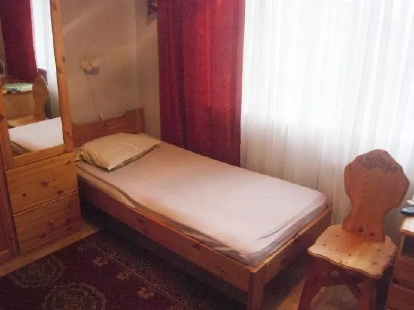 Eha Suija Home Accommodation