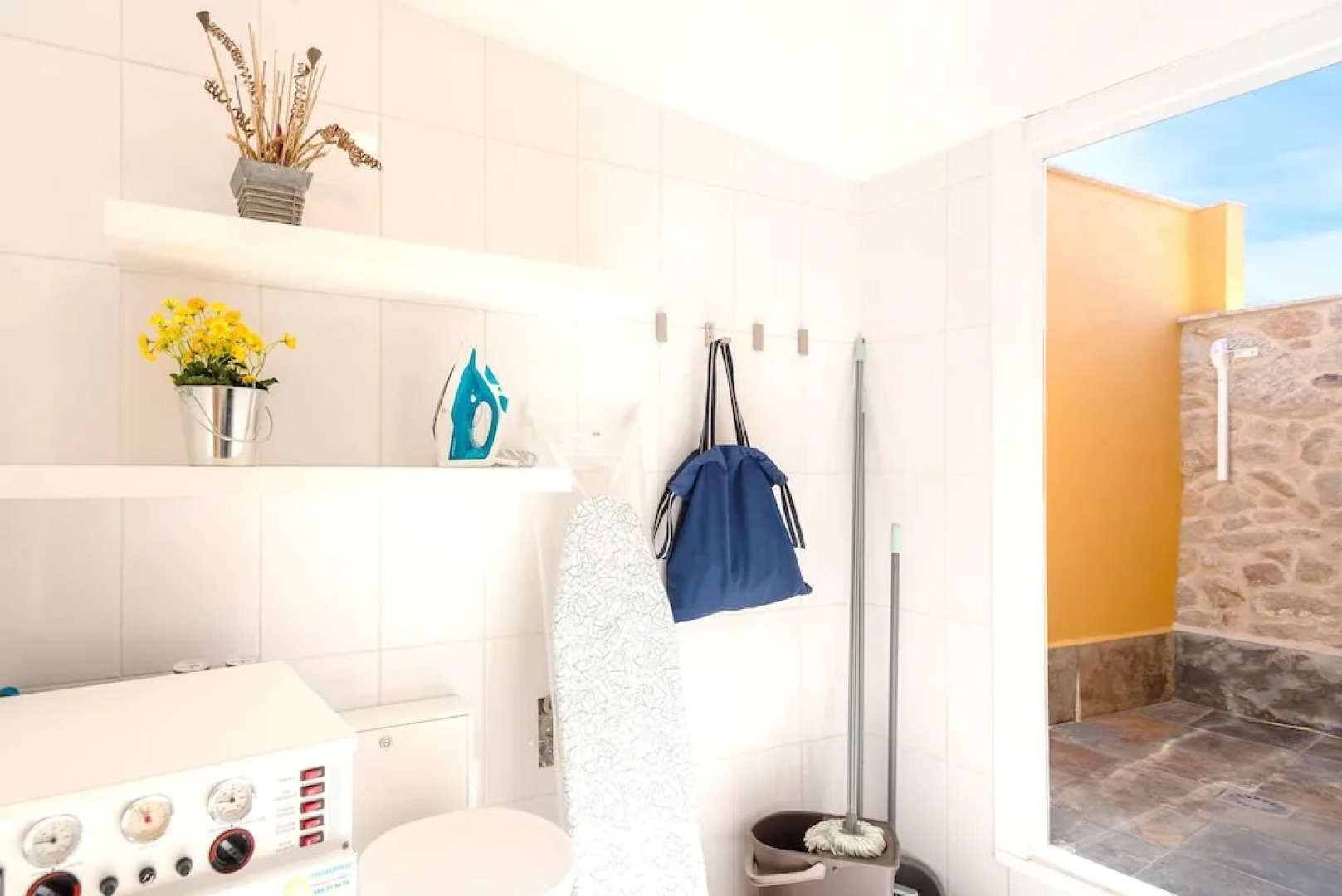 House With one Bedroom in Tui , With Terrace and Wifi Near the Beach