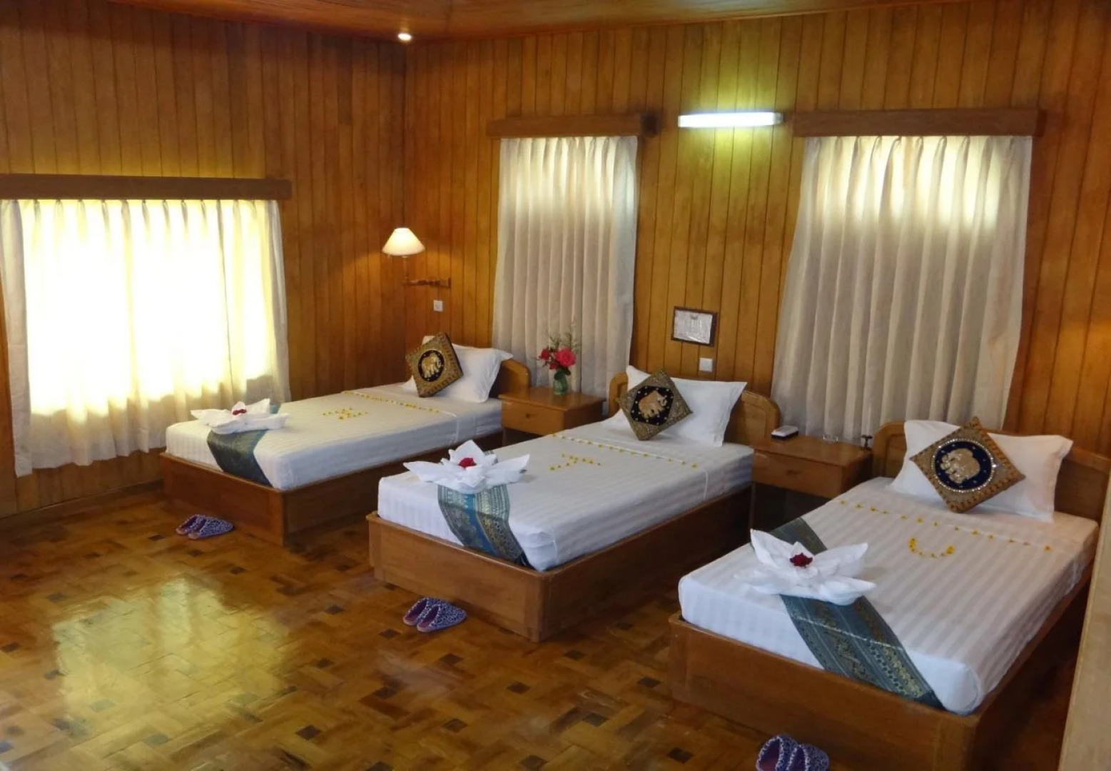 Hill Top Villa Hotel
