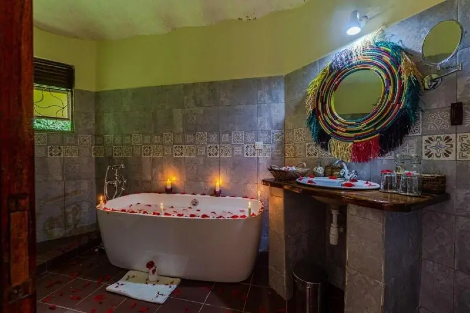 Gorilla Safari Lodge