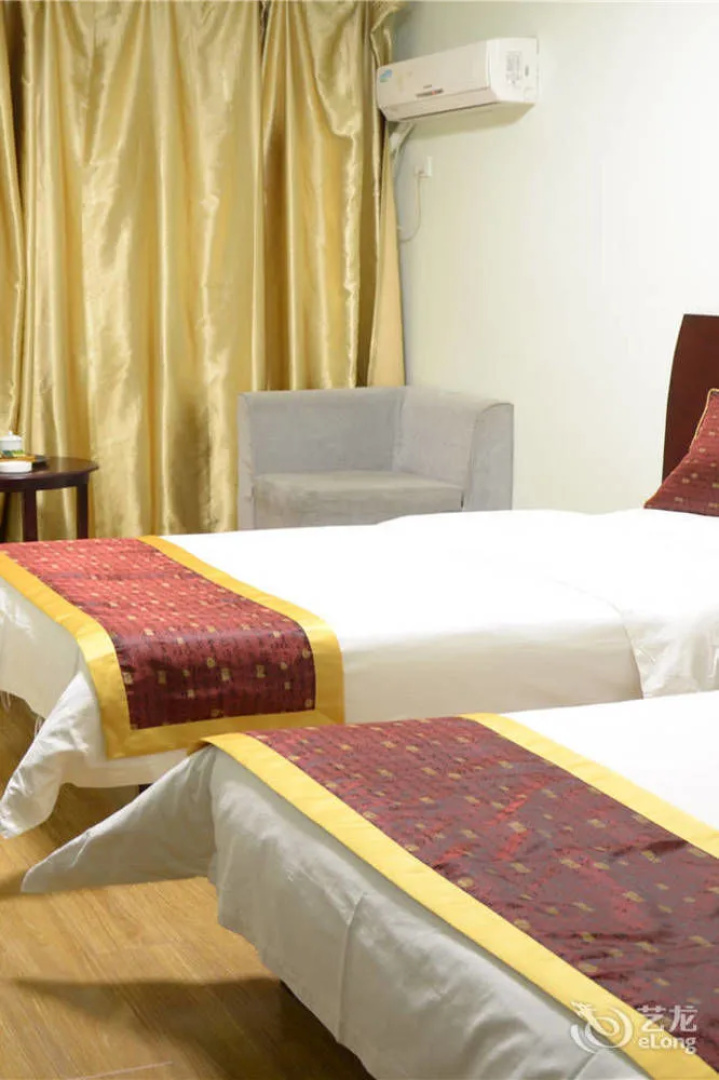 Xinyang Tianyi Express Hotel
