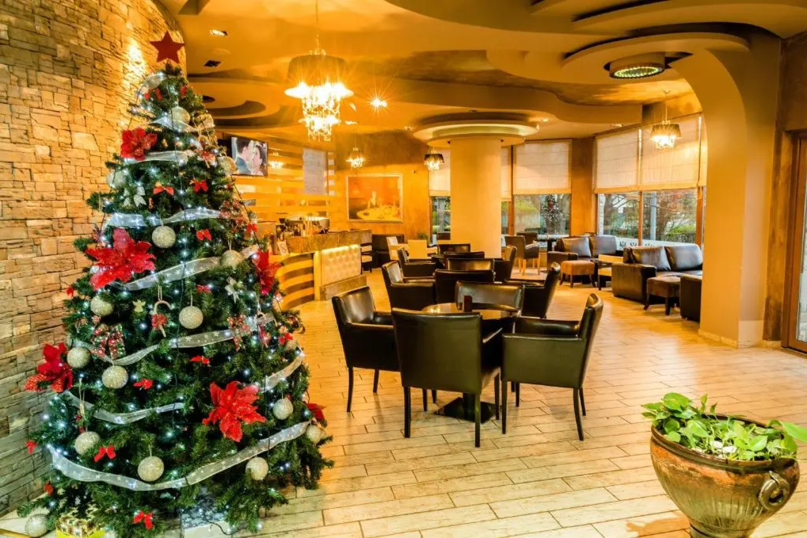 George Hotel