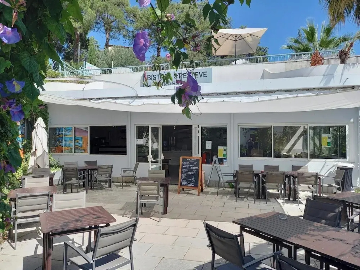 St. Estève Appart Hotel
