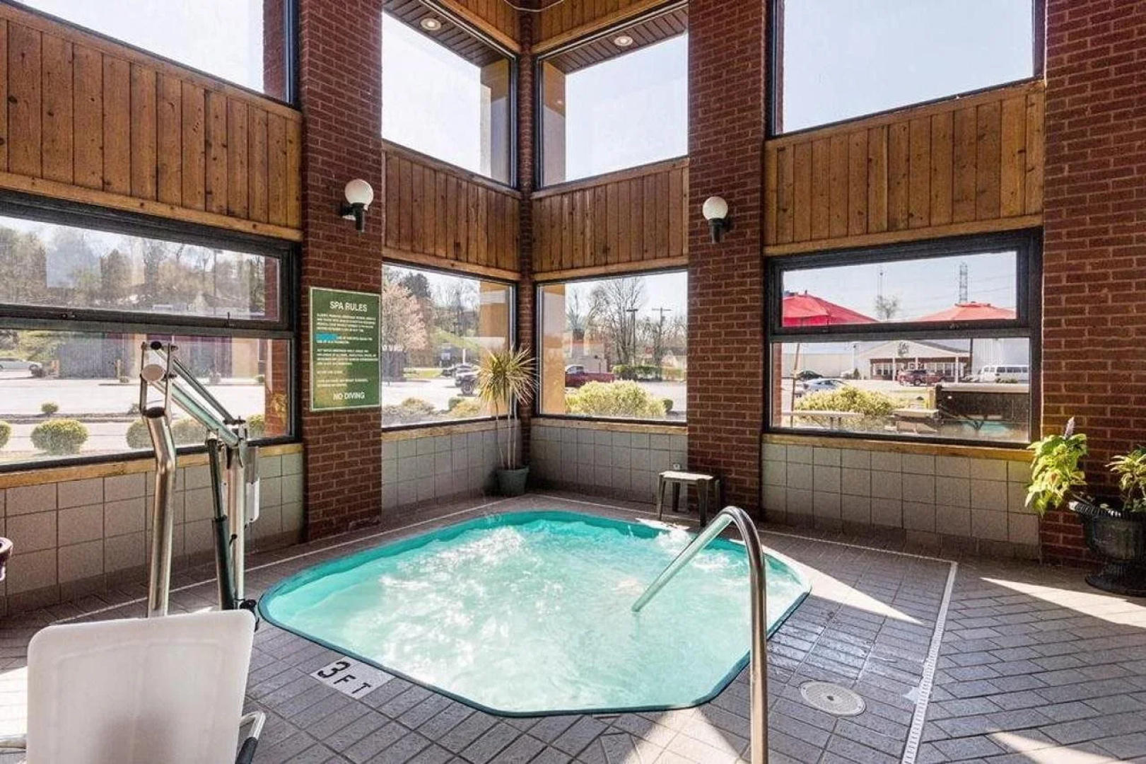 Quality Inn Parkersburg North - Vienna