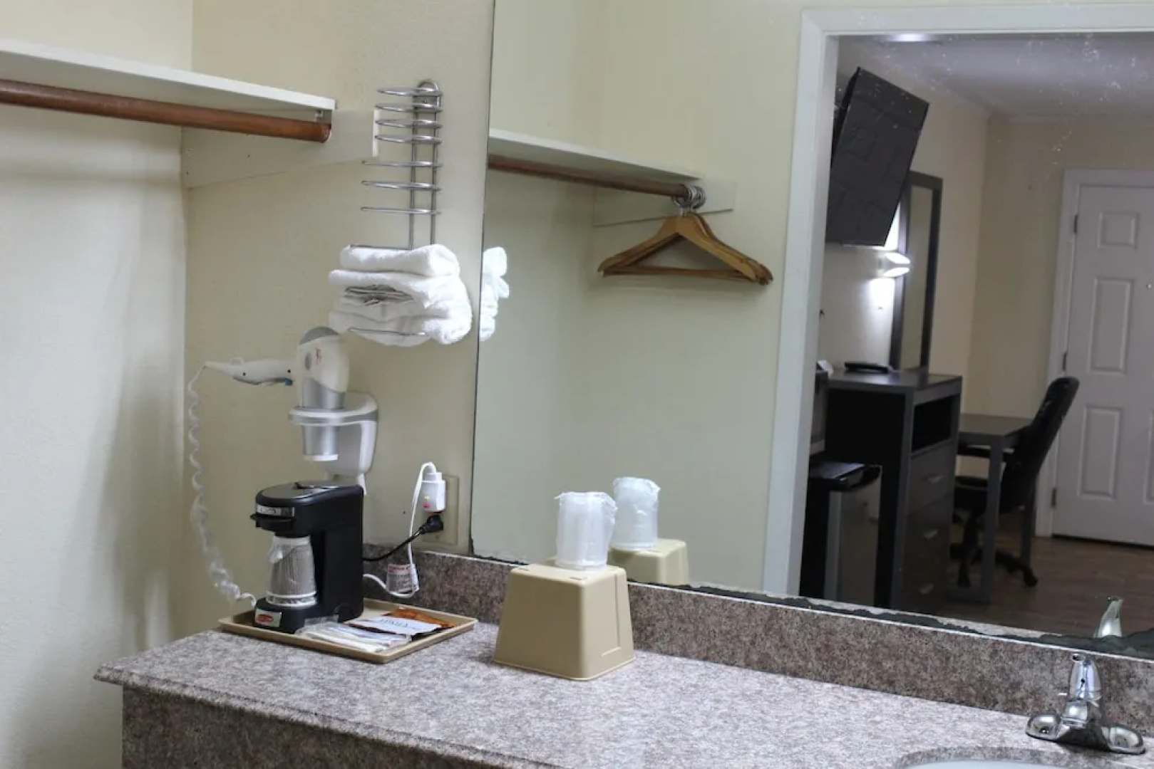 EverGreen Inn & RV