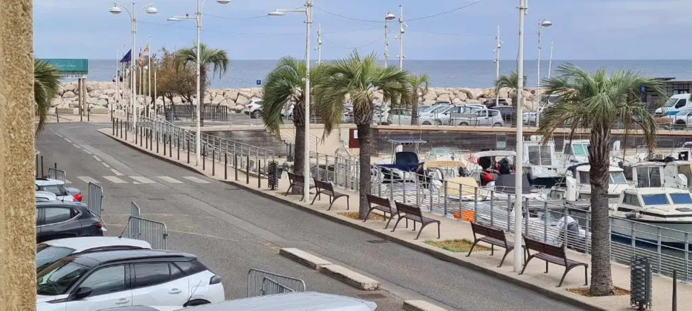 Bel appartement avec vue panoramique sur le port