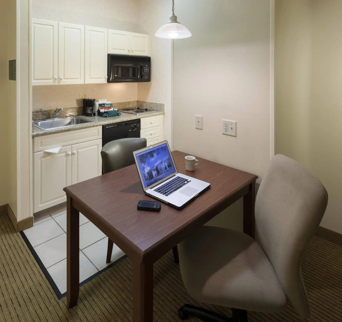 Homewood Suites by Hilton Newark-Cranford