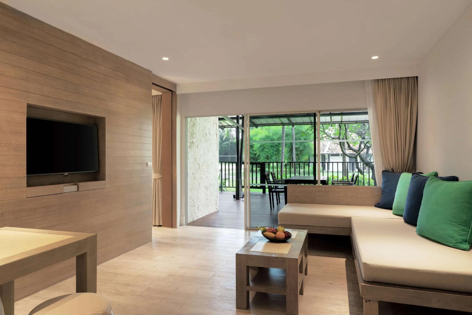 Курортный отель Wyndham Hua Hin Pranburi Resort & Villas