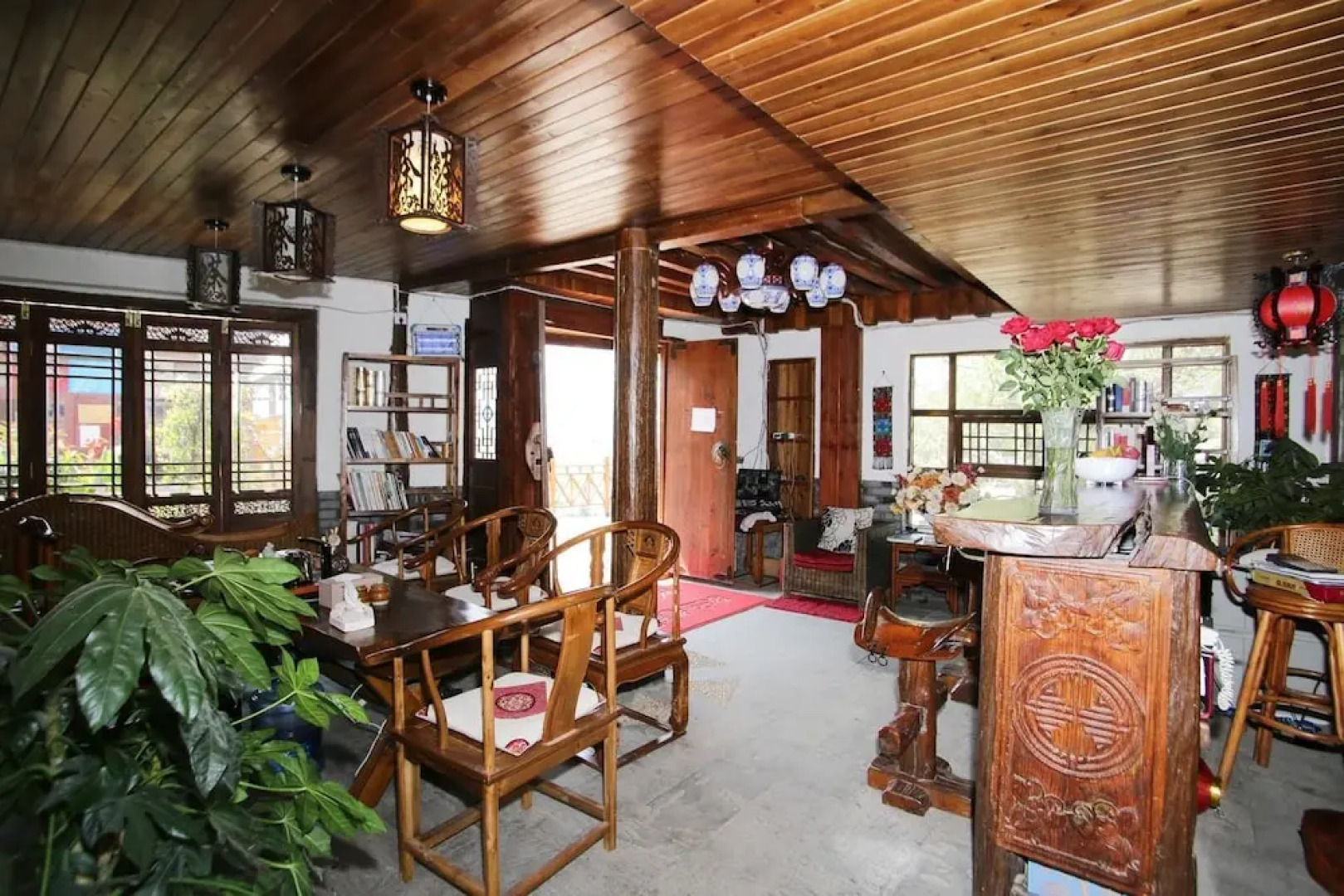 Snow Field Sunshine Inn