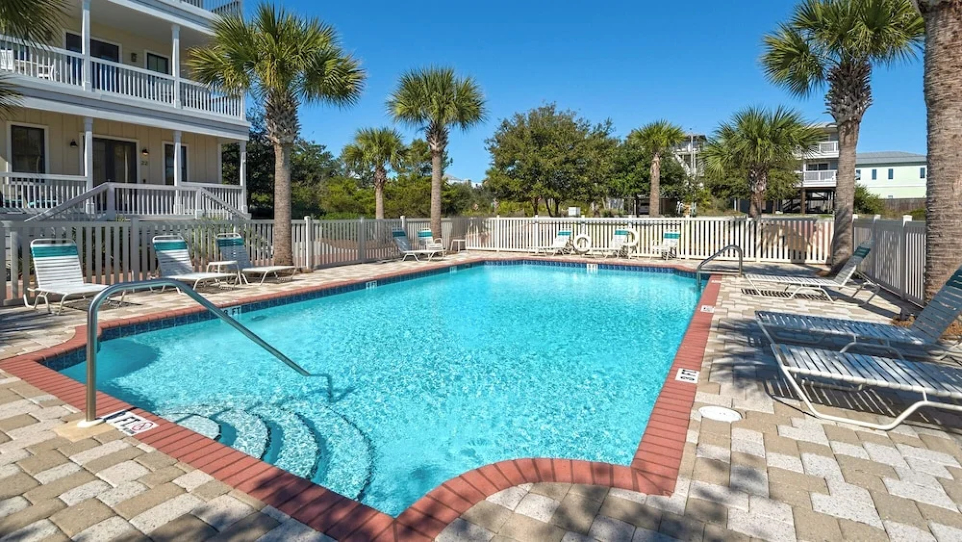 6br/5.5ba ~ Sleeps 20 ~ Perfect for Family Gateway!