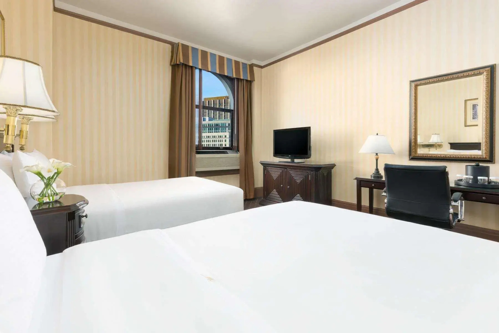Hotel Whitcomb - A Historic San Francisco Hotel 