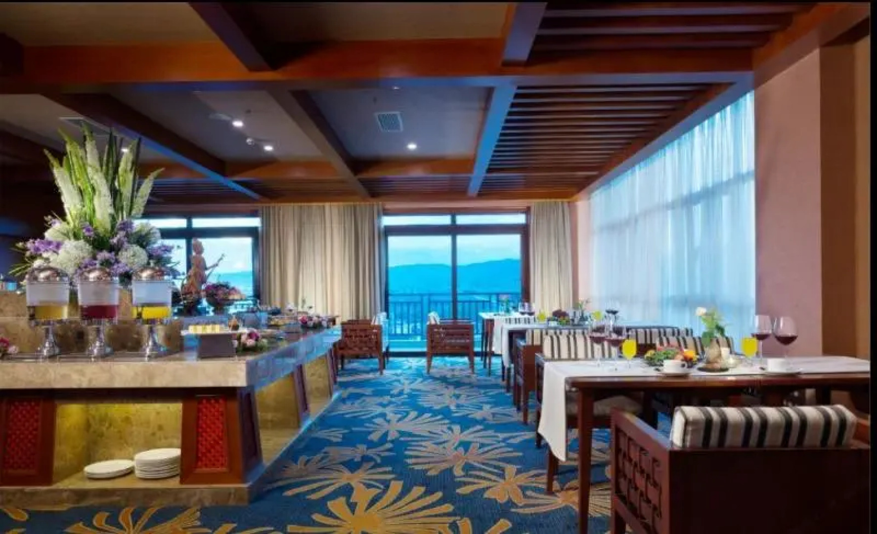 Ramada Plaza by Wyndham Xishuangbanna South