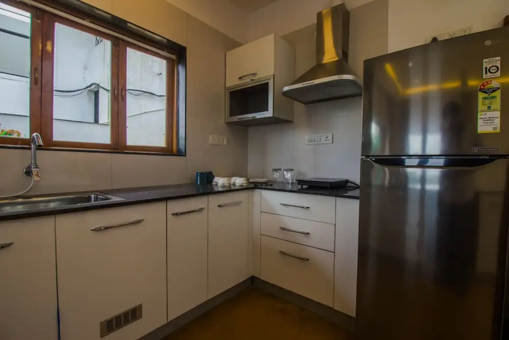 OYO 17402 Home Pool View 4BHK Villa Britona