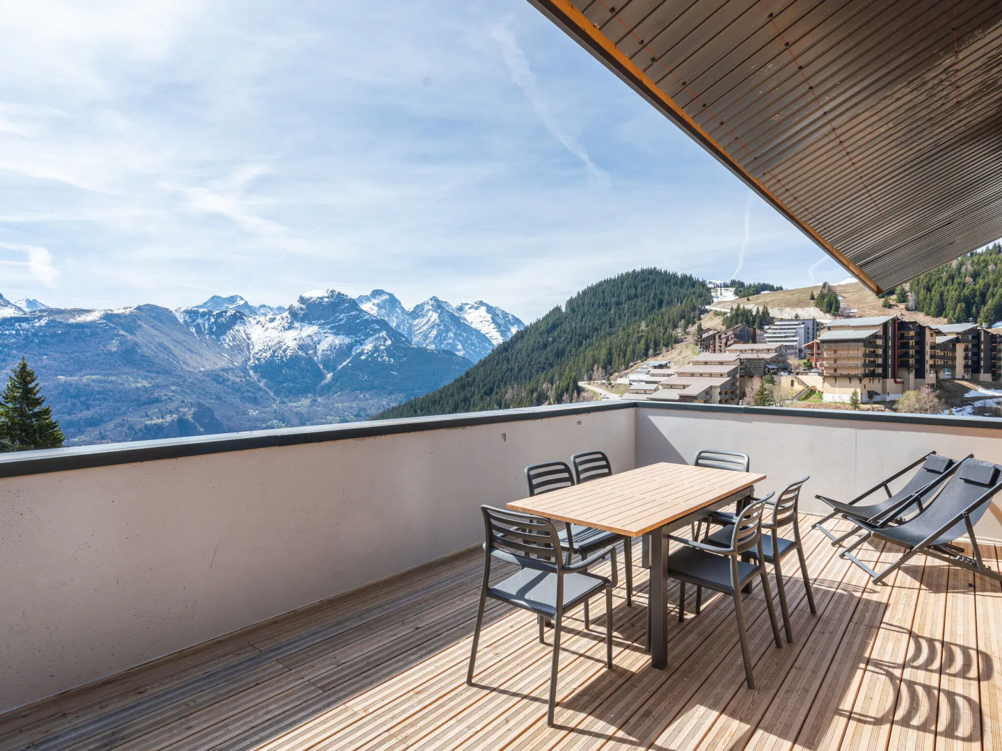 New apartments by the slopes in L'Alpe d'Huez