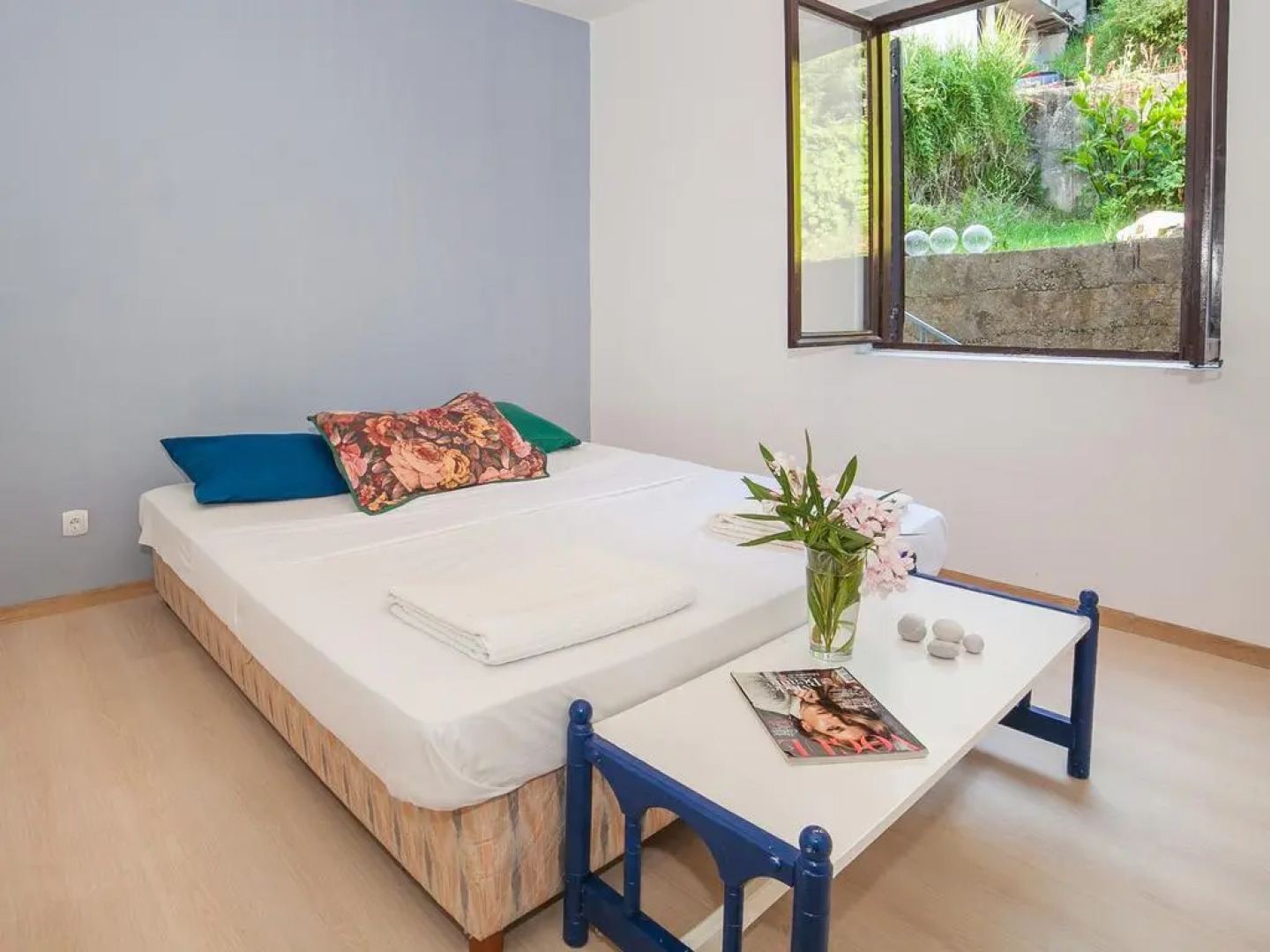 Apartment Igalo Hill