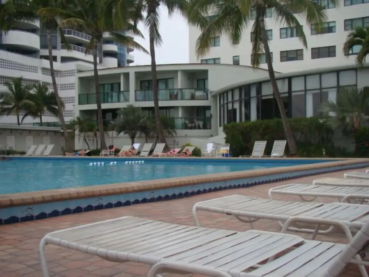 Casablanca by Design Suites Miami