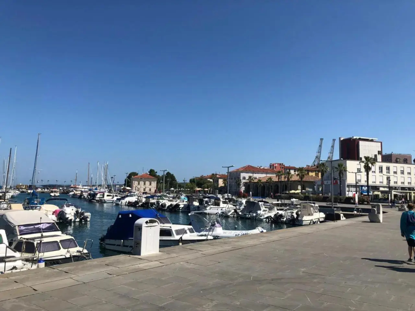 Lovely studio appartment with patio near the sea
