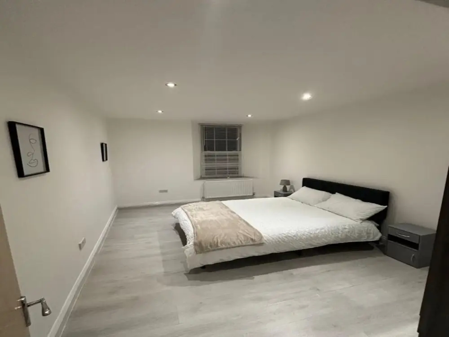 Immaculate 1-bed Apartment in Walton on the Naze