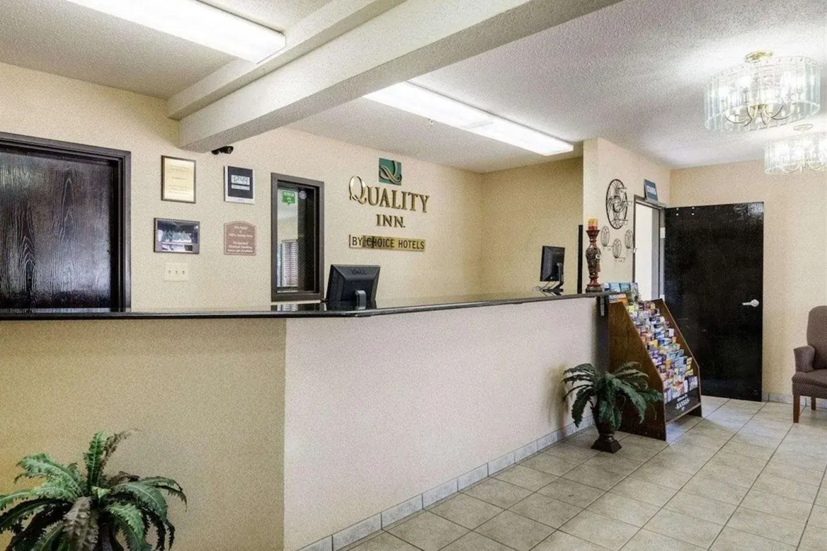 Quality Inn I-70 at Wanamaker