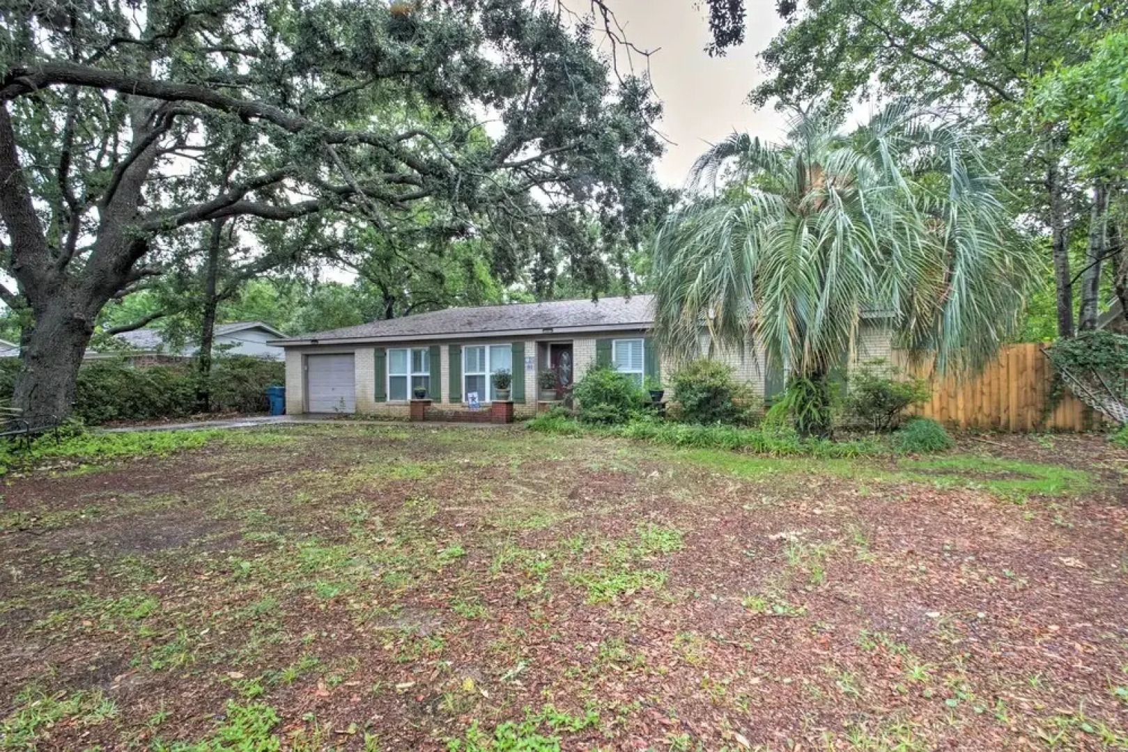 Quiet Retreat w/ Fire Pit ~ 4 Miles to Pensacola!