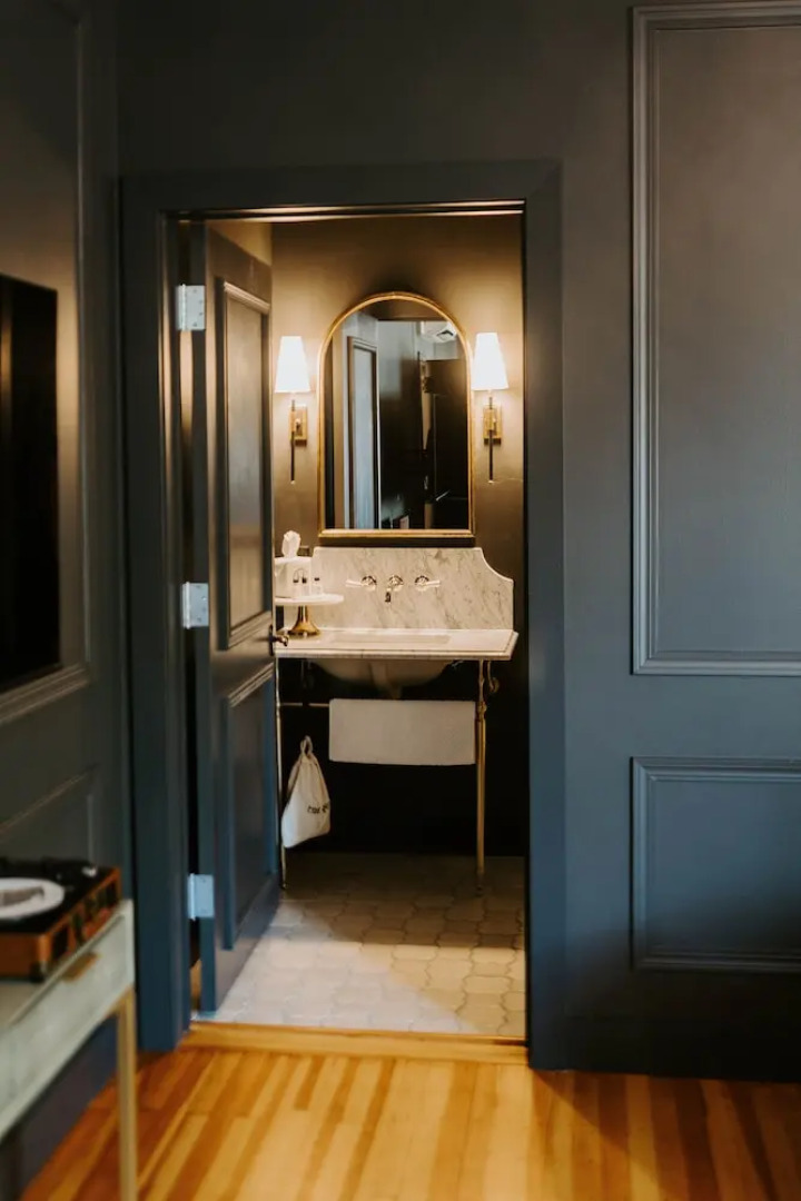 Hatchery Riverside Hotel & Event Venue