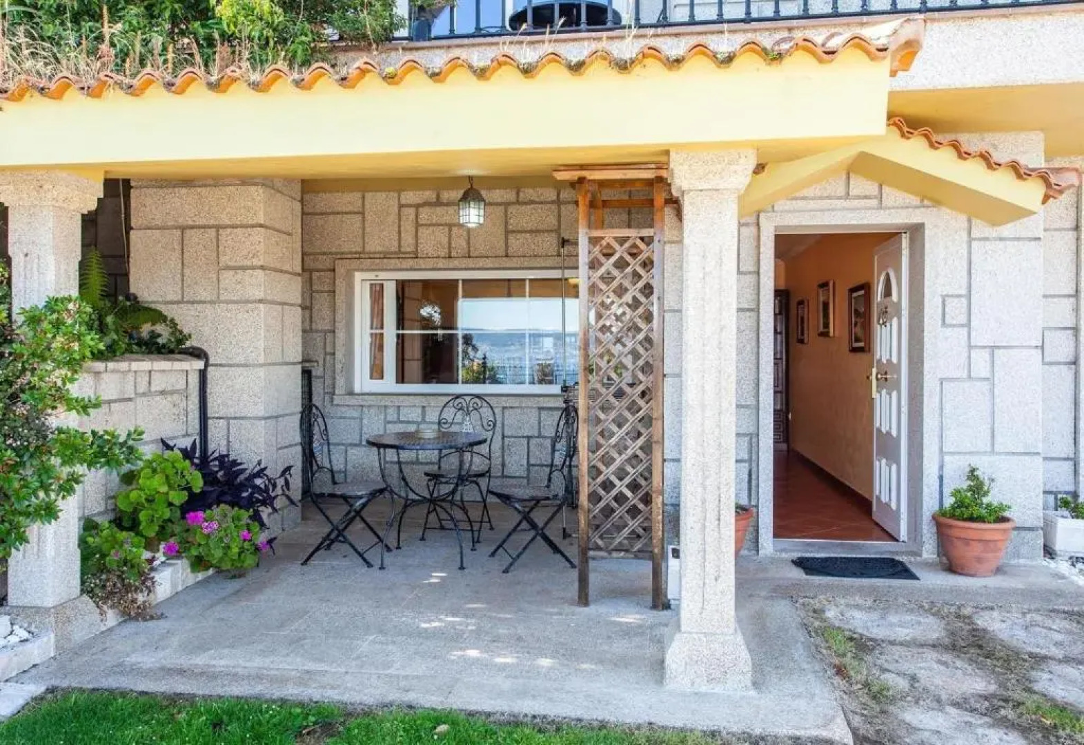 Apartamento con jardin en un chale