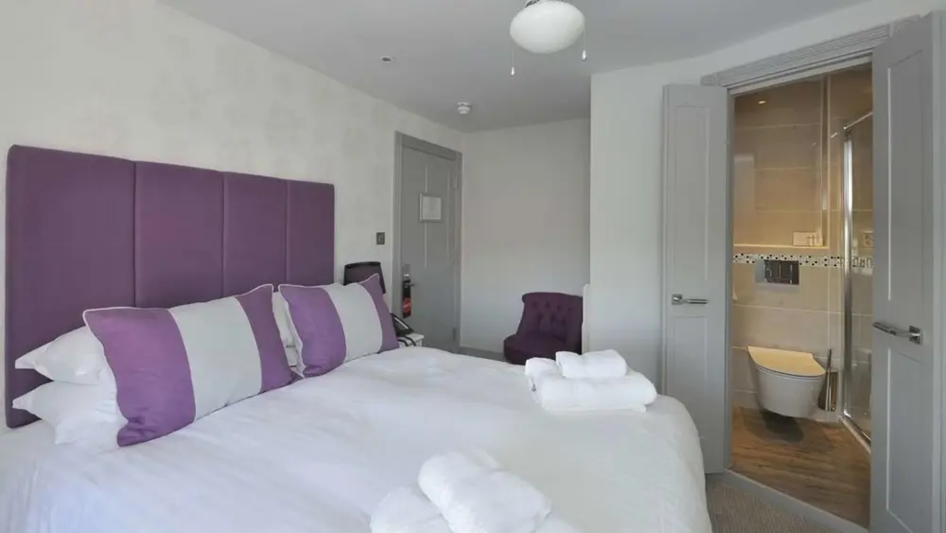 The Victoria Crescent Hotel